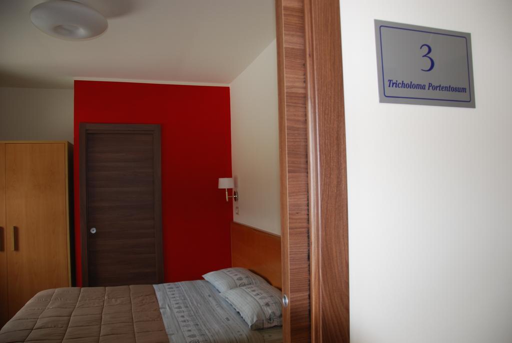 Guest House Caracas Lorica Ngoại thất bức ảnh