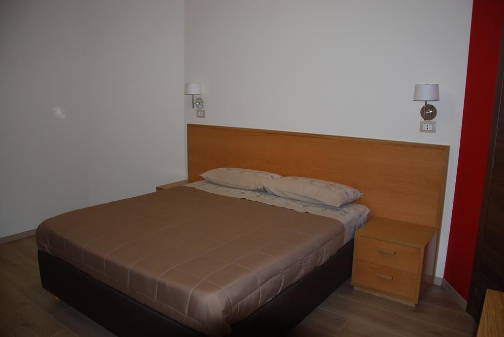 Guest House Caracas Lorica Ngoại thất bức ảnh